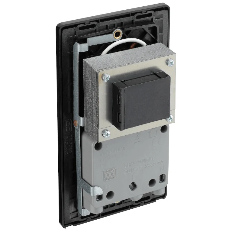 BG Evolve Matt Blue Dual Voltage Shaver Socket 115/240V - PCDDB20B - Image 3