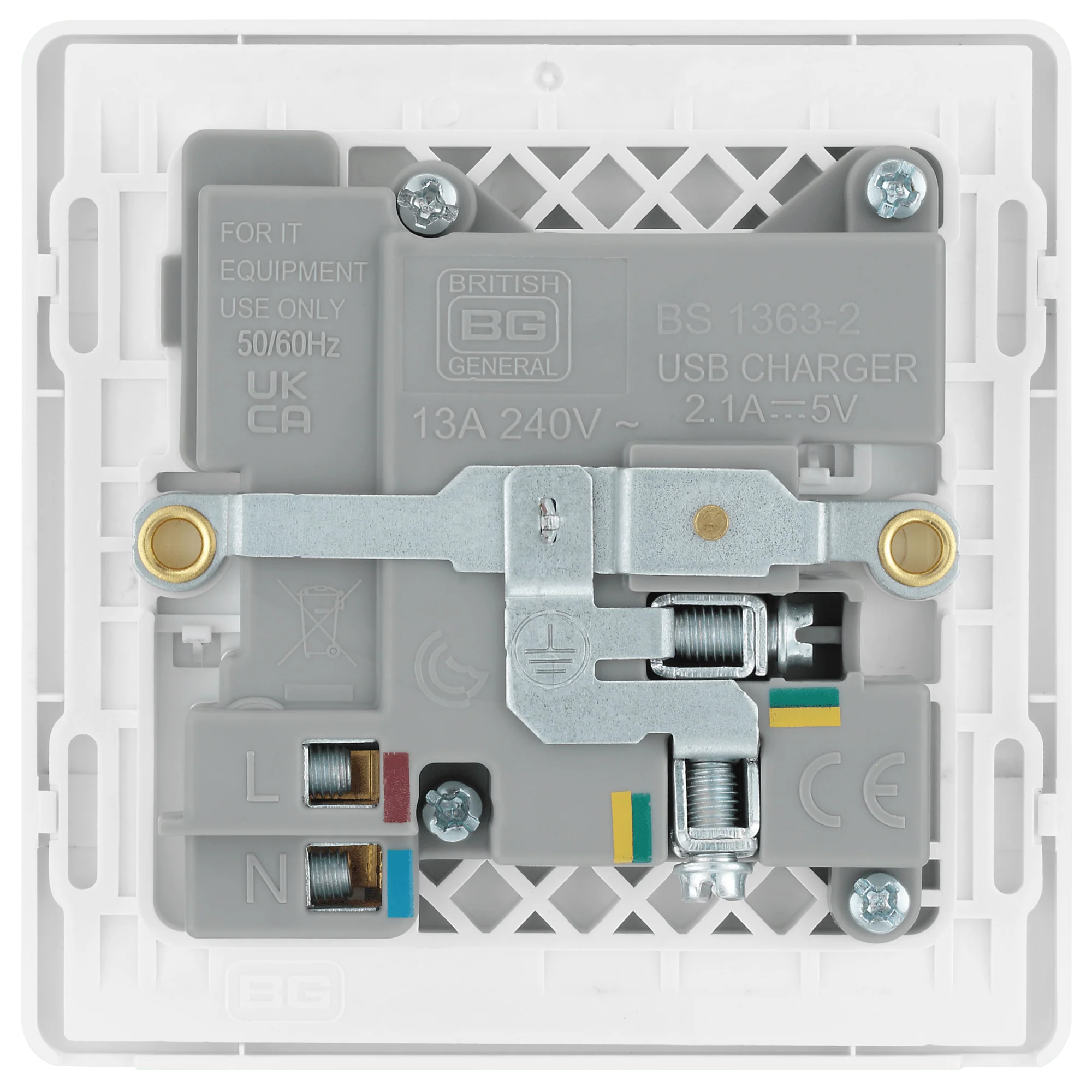 BG Evolve Pearl White Single Switched 13A Power Socket + 2 X USB (2.1A) - PCDCL21U2W - Image 4