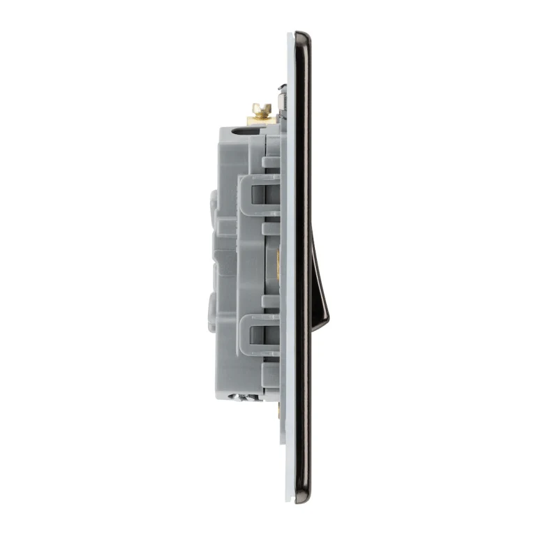 BG Screwless Flatplate Black Nickel Triple Switch, 10Ax 2 Way - FBN43 - Image 2