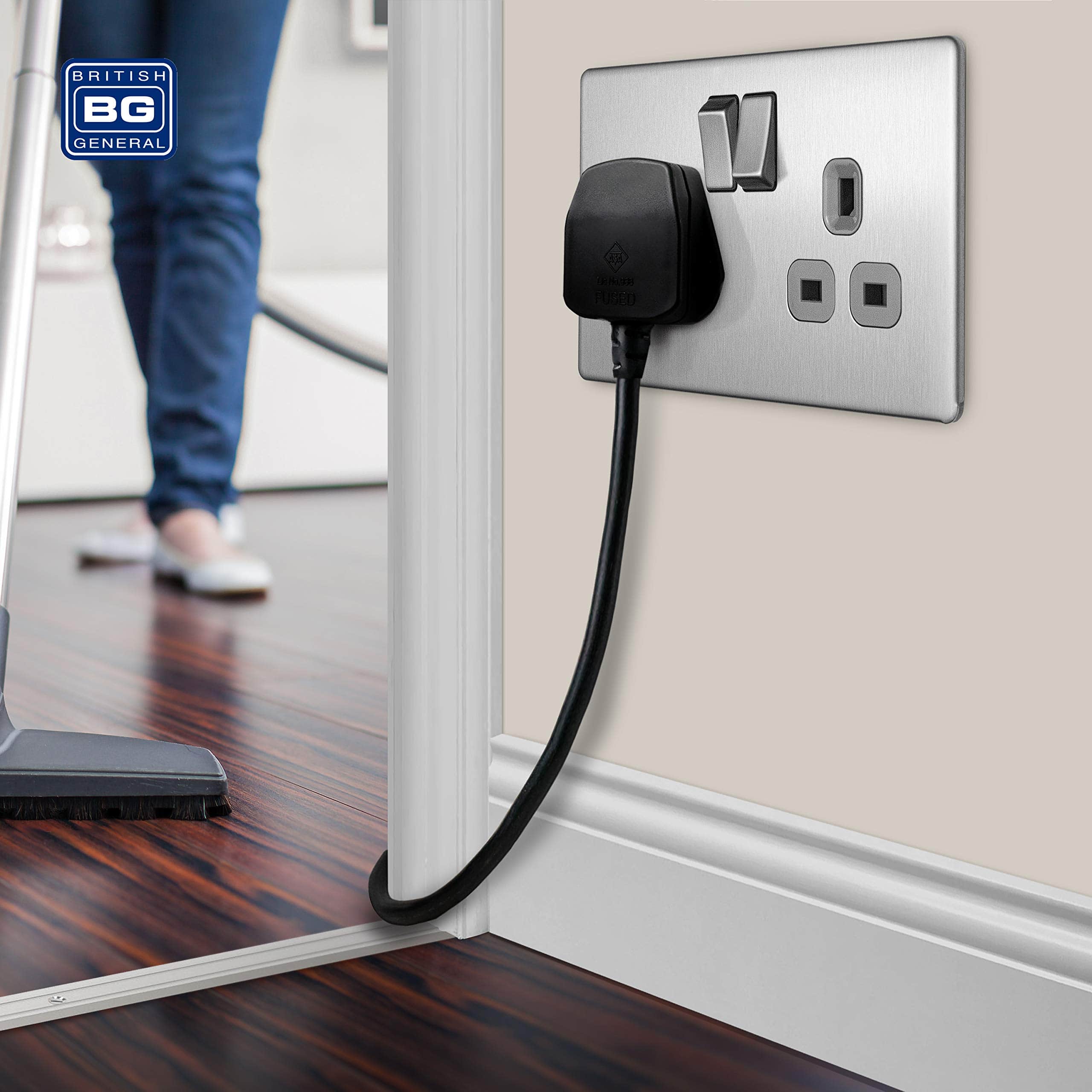 BG Screwless Flatplate Brushed Steel Double Switched 13A Power Socket - Grey Insert - FBS22G - Image 4