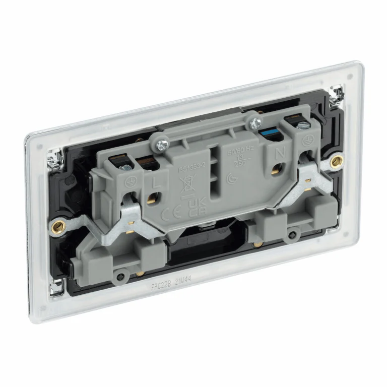 BG Flat Plate Polished Chrome  13A D.P. 2 Gang  Switched Socket - FPC22B - Image 3