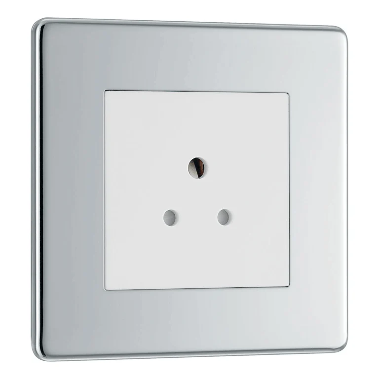 BG Nexus Flatplate Screwless Polished Chrome 2A 1 Gang Unswitched Round-Pin Socket - White Insert FPC28W