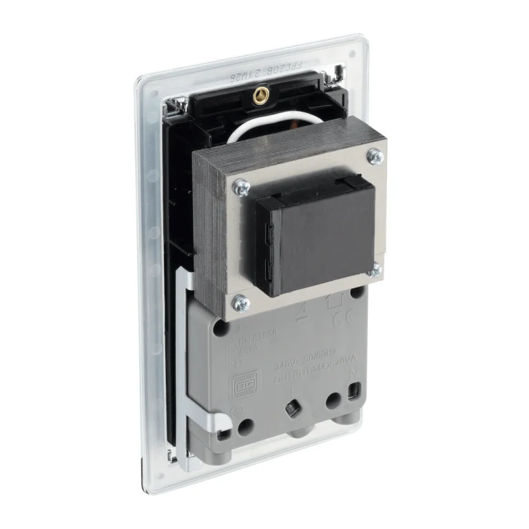 BG Flat Plate Polished Chrome Shaver Socket 115/230V Dual Volt - FPC20B - Image 3
