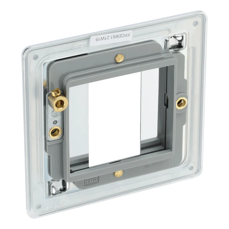 BG Nexus Flatplate Screwless Polished Chrome Single Euro Module Plate - FPCEMS1 - Image 3