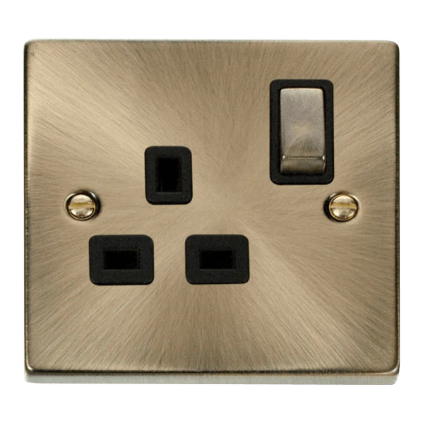 Click Scolmore Deco Ingot 1 Gang 13A 2 Pole Switched Socket - VPAB535BK