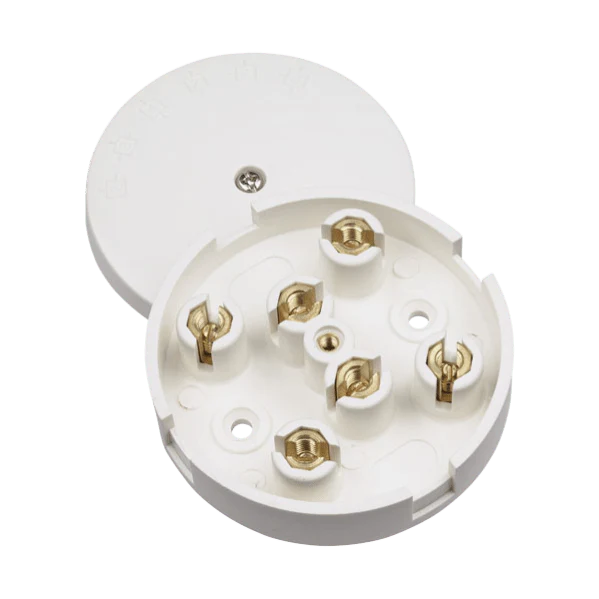 Click Scolmore Essentials 20A 6 Terminal Junction Box White - WA073