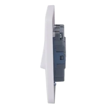 Schneider LWM 10A 3 Pole Fan Isolator Switch White - GGBL1013 - Image 3