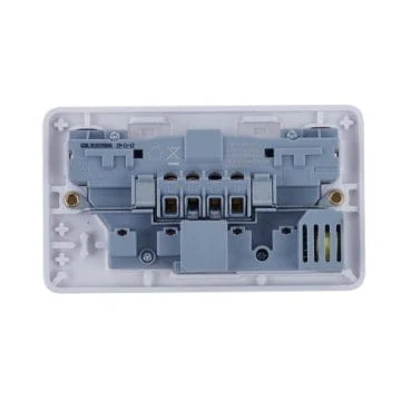Schneider LWM Twin Socket 2xUSB SP 2.1 White - GGBL30202USBAS - Image 2